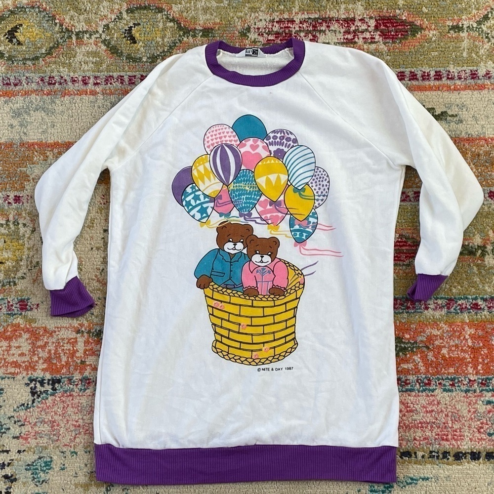 Vintage Bear Family in Hot Air Balloon 1980s Sweatshirt